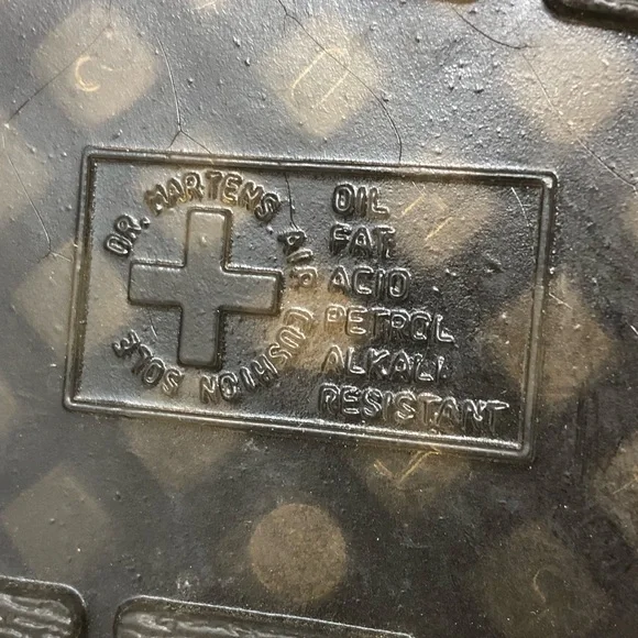 Dr. Martens Sandals Maxxy Buttery Soft Leather Sage Green Slides - Picture 11 of 15